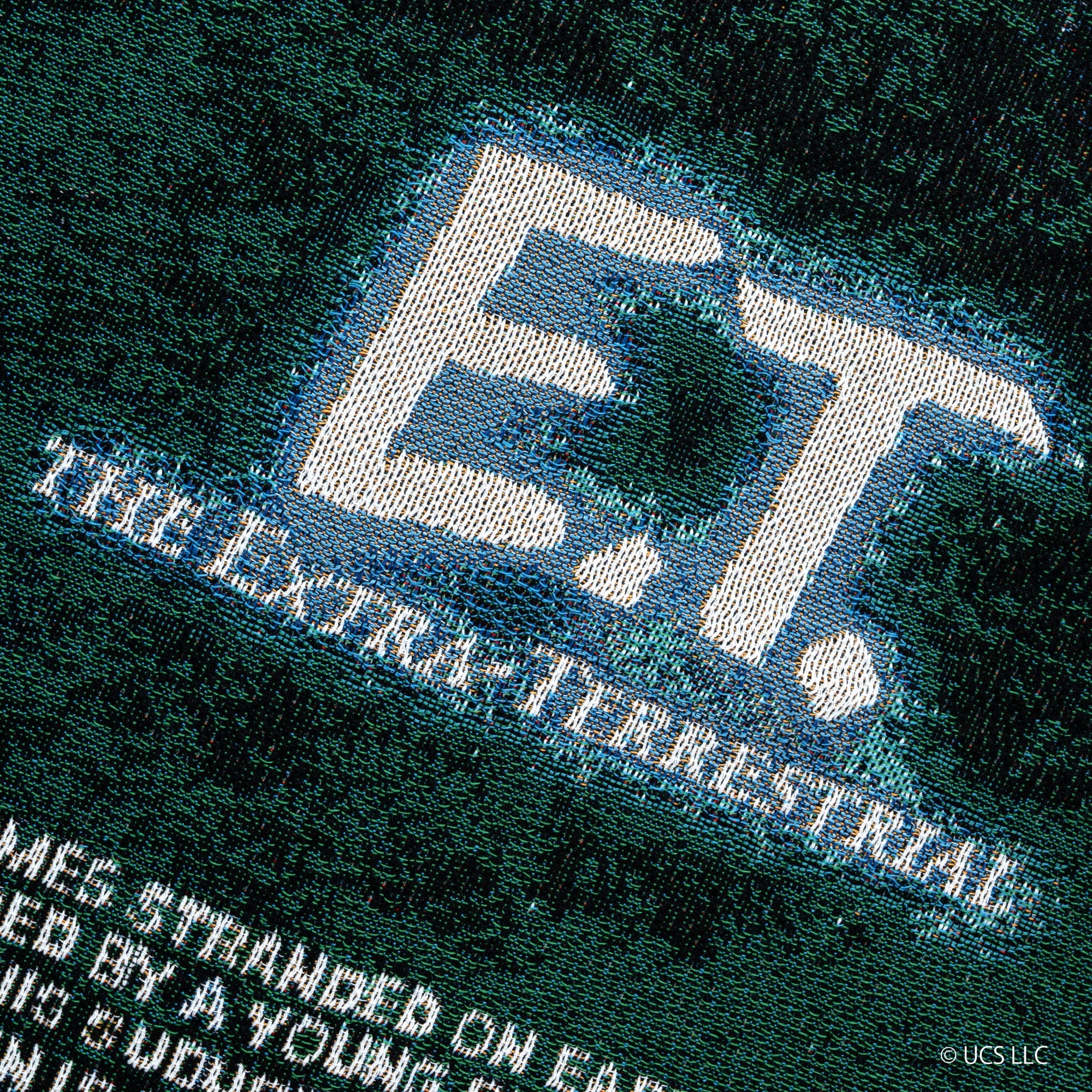 E.T. The Moon / Blanlet