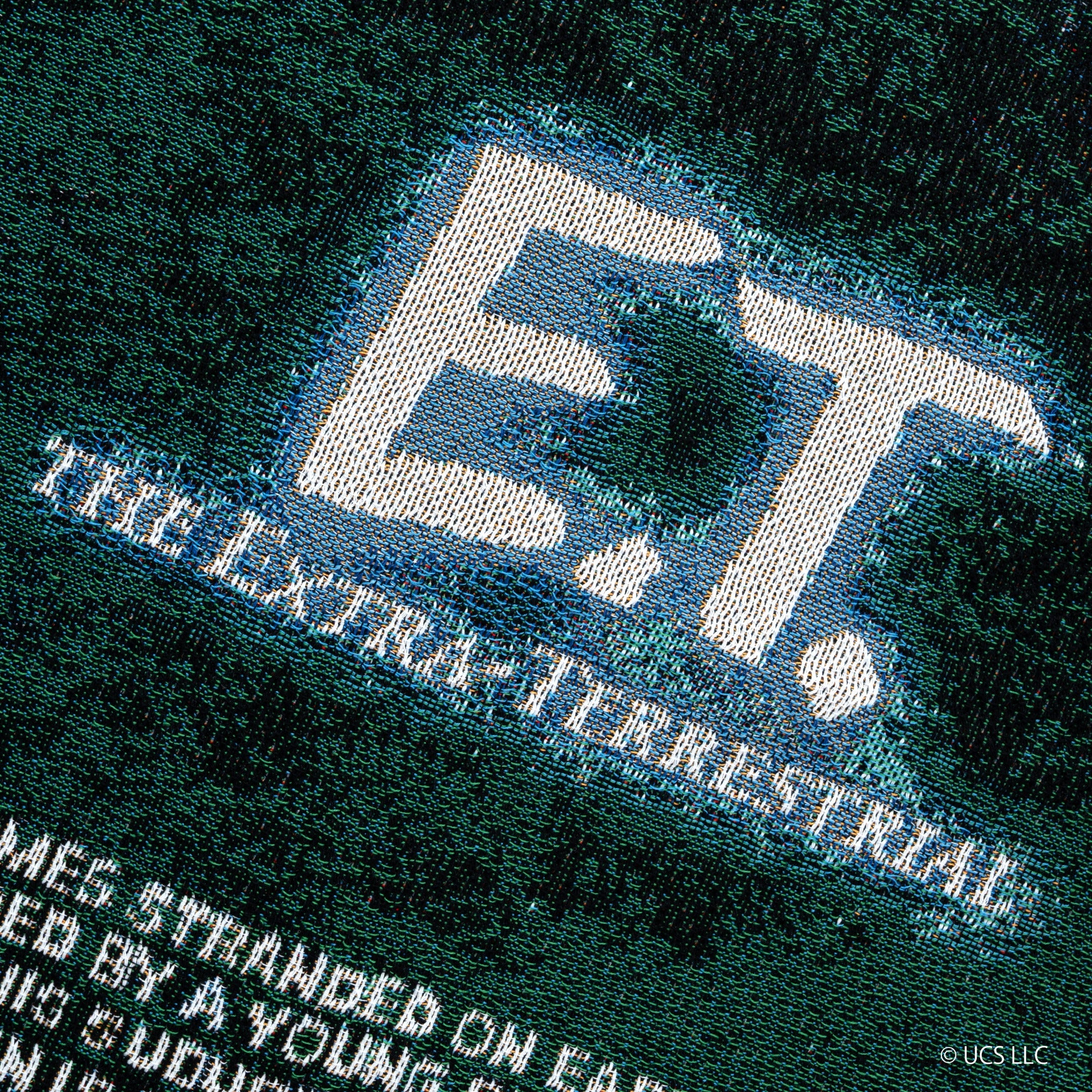 E.T. The Moon / Blanlet