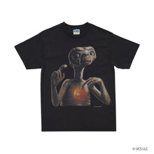 E.T. /Tee